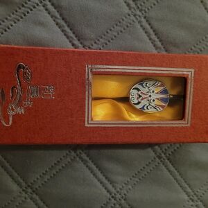 Kabuki mask book mark